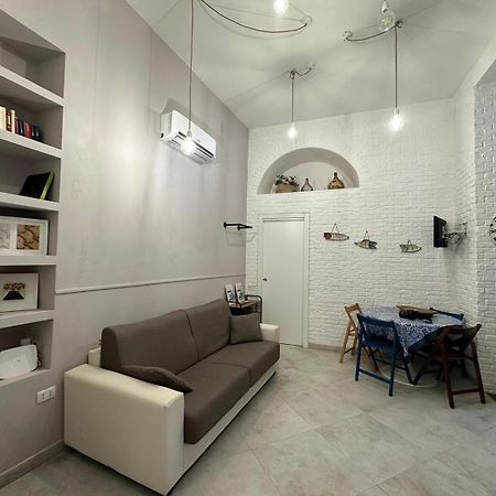 나폴리 La Maisonette At Duomo 아파트 외부 사진