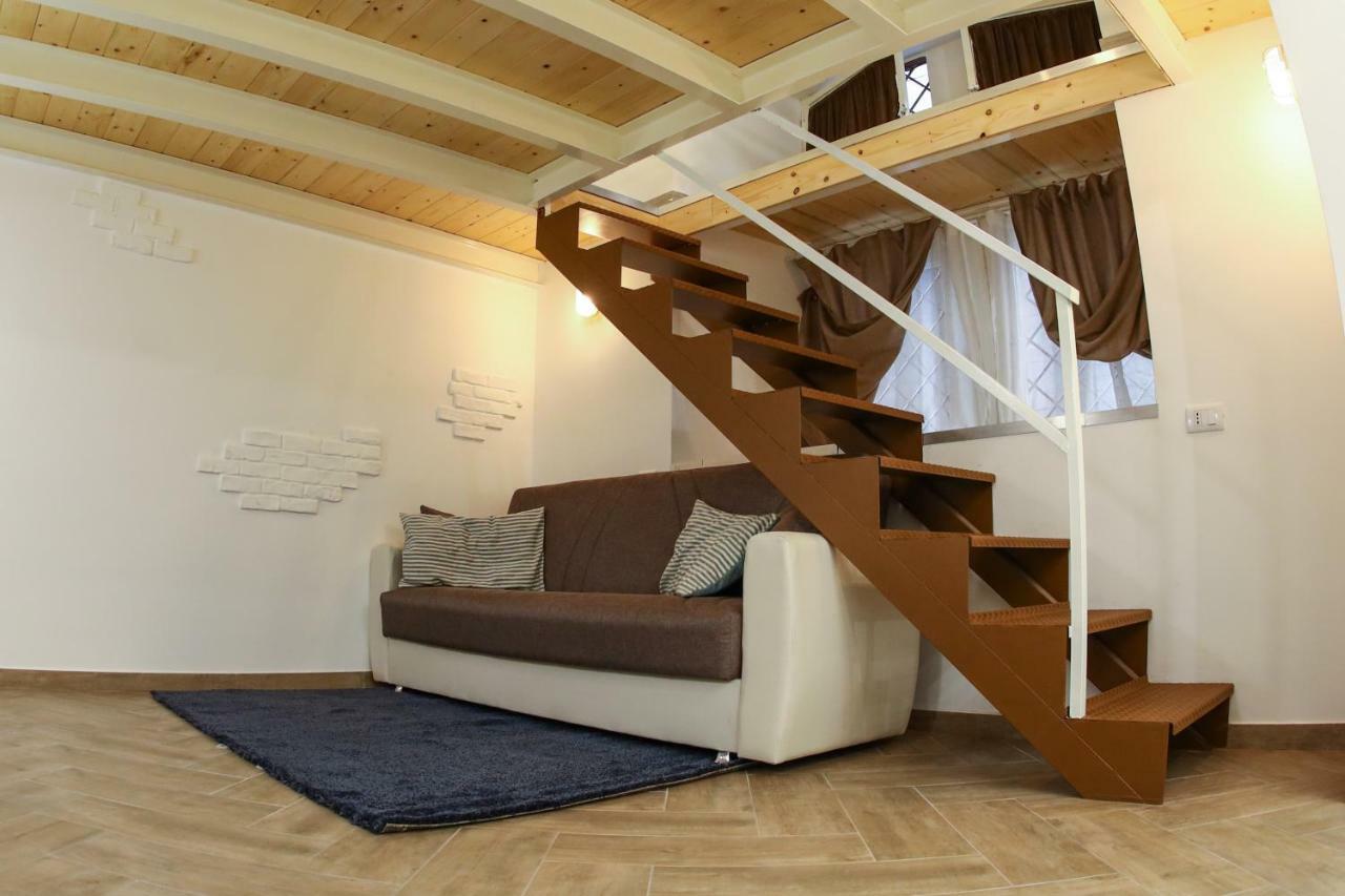 나폴리 La Maisonette At Duomo 아파트 외부 사진